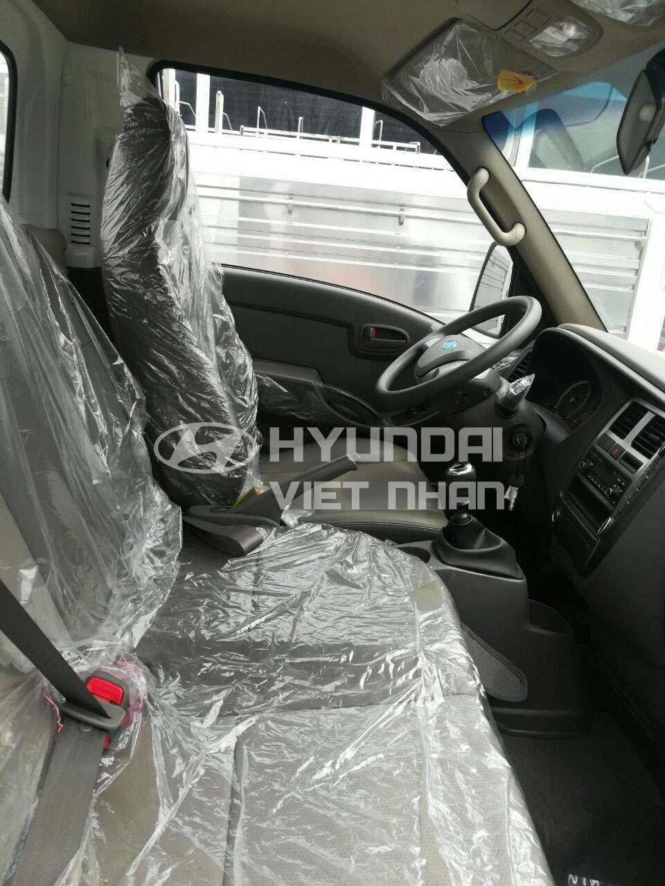 Nội thất Hyundai New Porter H150 siêu rộng rãi